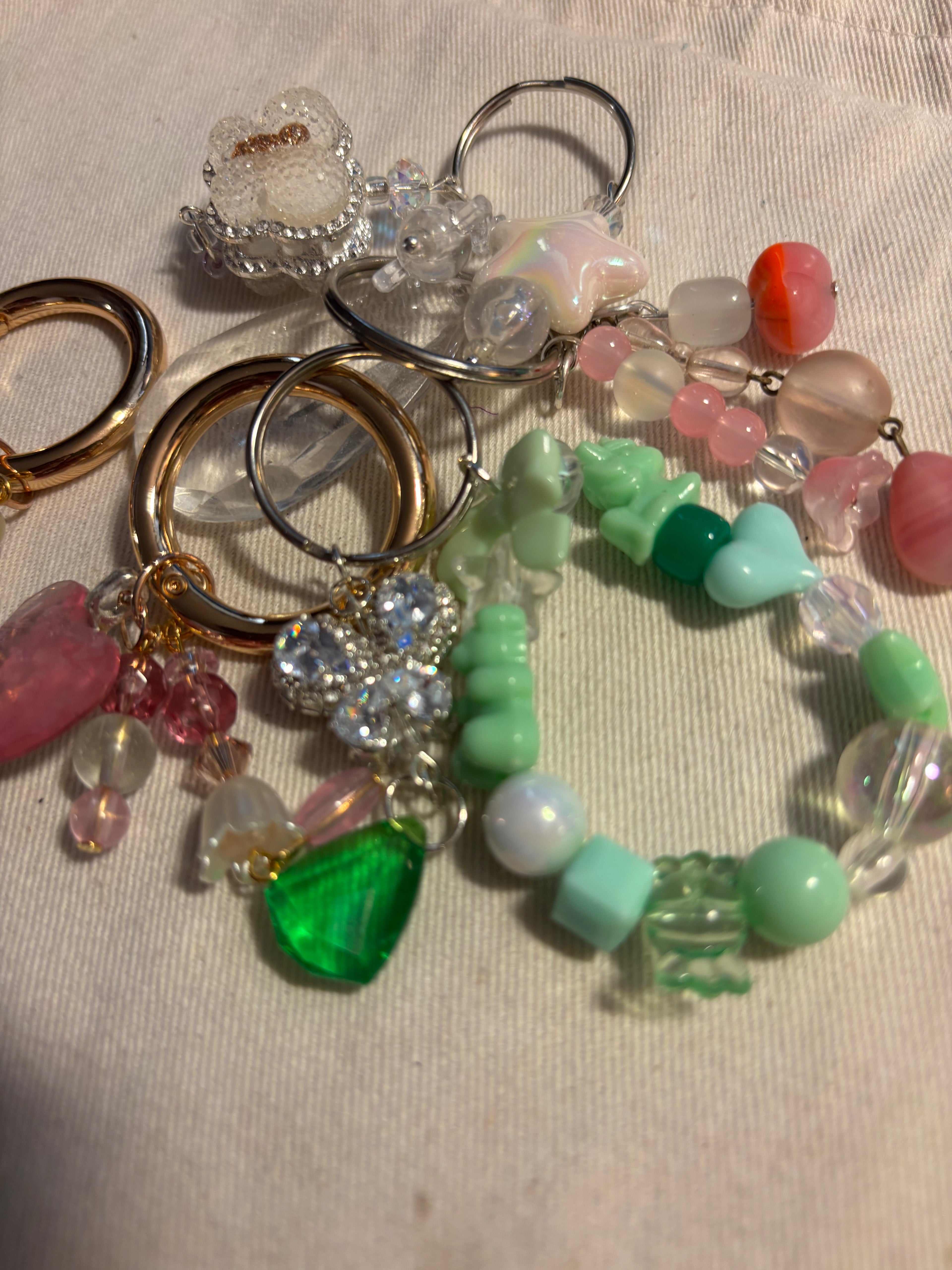 ଓ Keychains