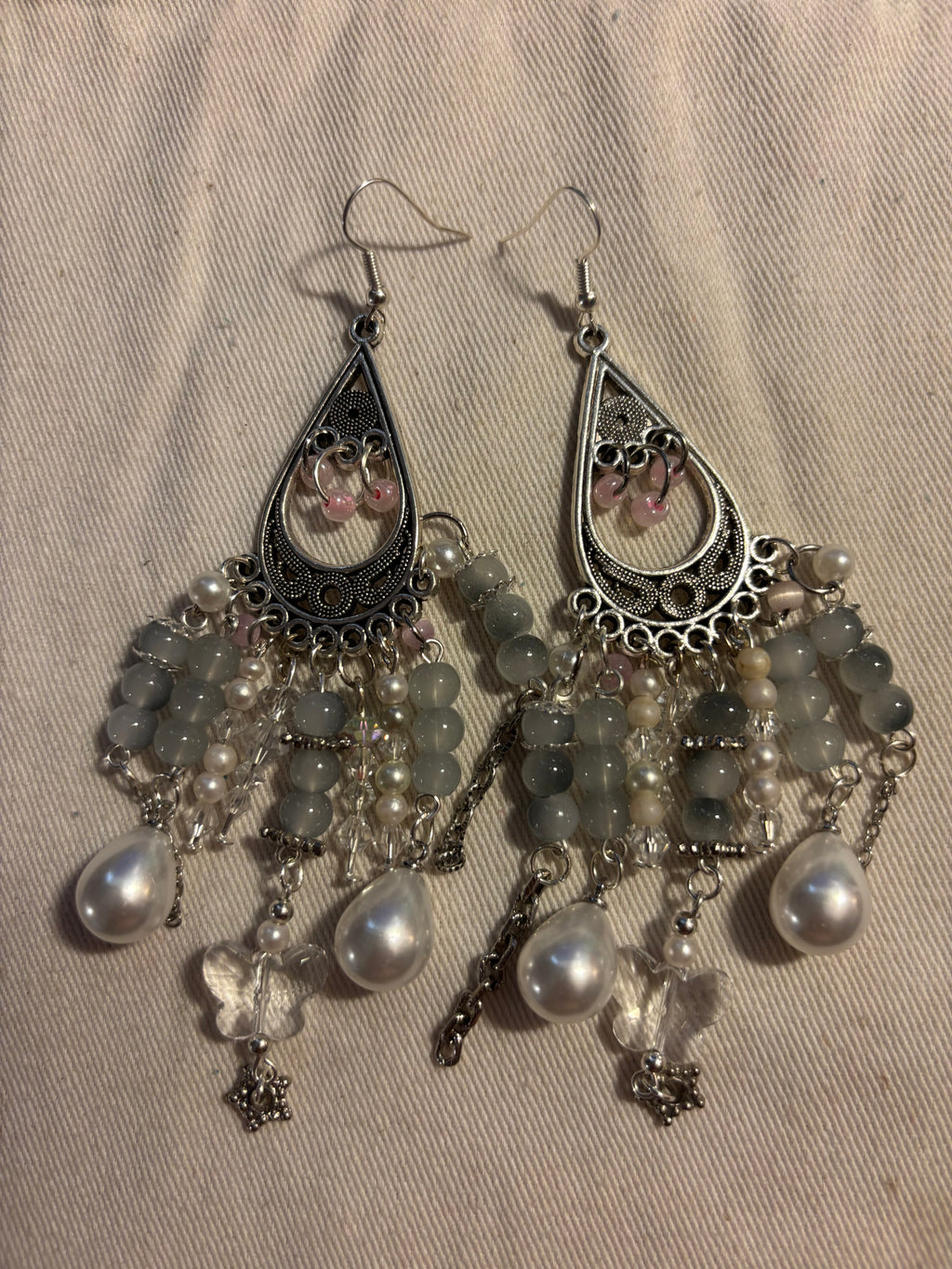 Frosted Pearl Wings Earrings