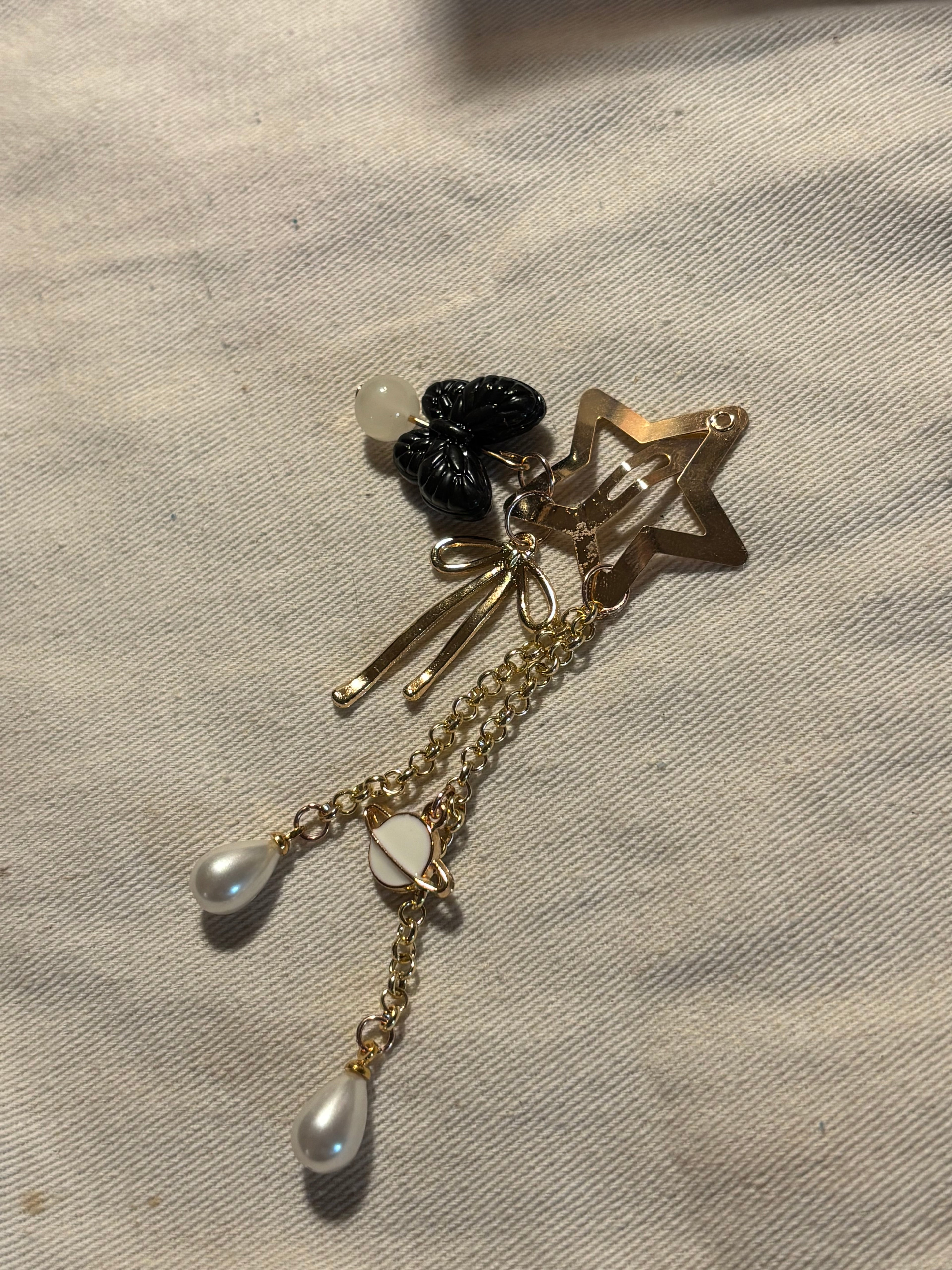 Whimsical Gold Chain Hair Clip