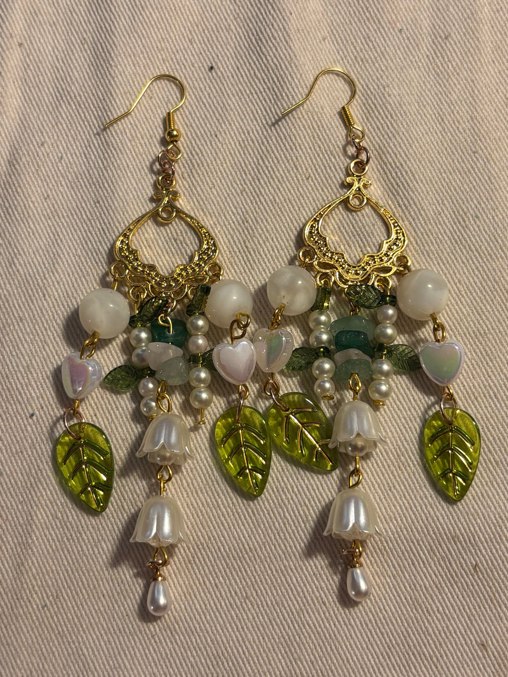 Pearl Blossom Leaves