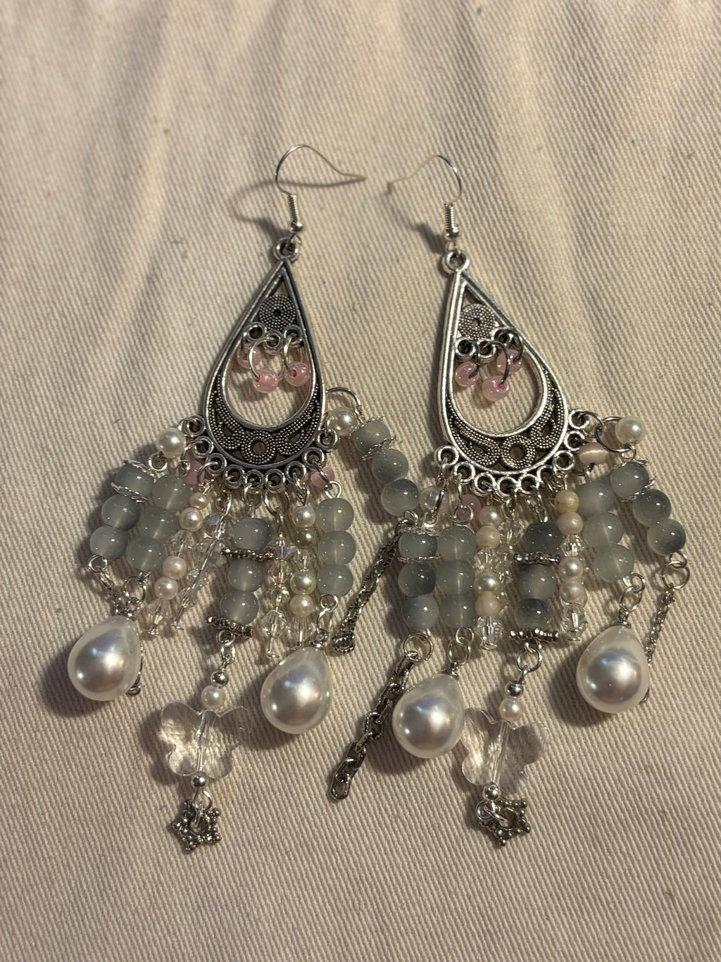 Frosted Pearl Wings Earrings
